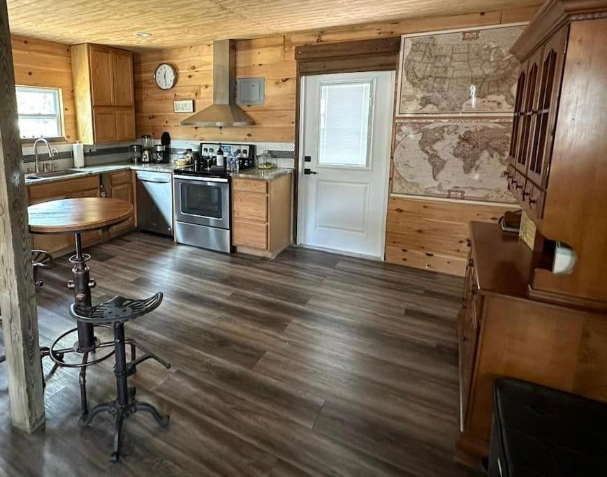 The Little Barn You Are Looking For! Umatilla Extérieur photo